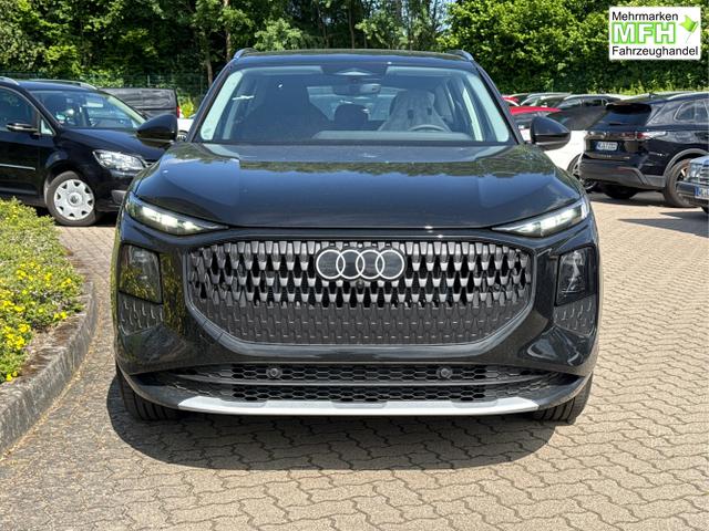 Audi / Q3 / Schwarz / / / KAMERA+NAVI+PDC+EL.HECKKL.+LED+17LM