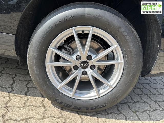 Audi / Q3 / Schwarz / / / KAMERA+NAVI+PDC+EL.HECKKL.+LED+17LM