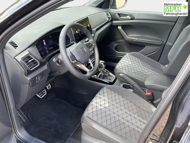 Volkswagen / T-Cross / / / / AHK+NAVI+MATRIX+SHZ+ACC+KAMERA+18'' ALU, Bei den verwendeten Bildern kann es sich um Beispielbilder handeln, ggf. teilweise mit Sonderausstattung.