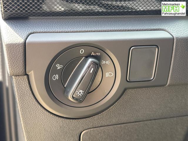 Volkswagen / T-Cross / / / / AHK+NAVI+MATRIX+SHZ+ACC+KAMERA+18'' ALU, Bei den verwendeten Bildern kann es sich um Beispielbilder handeln, ggf. teilweise mit Sonderausstattung.