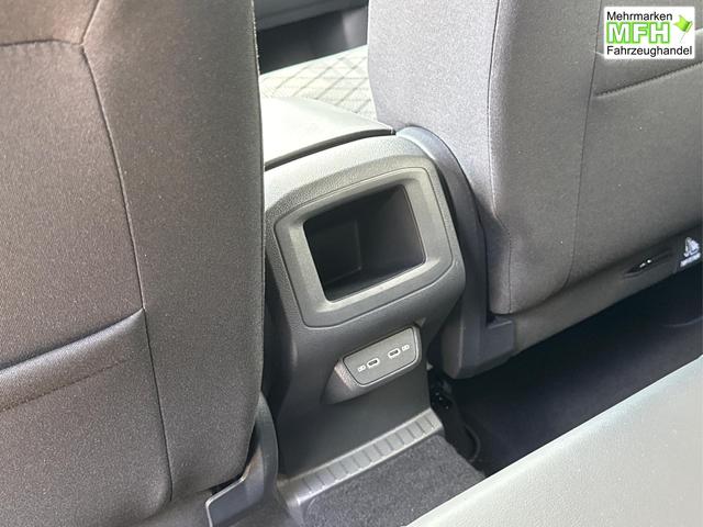 Volkswagen / T-Cross / / / / AHK+NAVI+MATRIX+SHZ+ACC+KAMERA+18'' ALU, Bei den verwendeten Bildern kann es sich um Beispielbilder handeln, ggf. teilweise mit Sonderausstattung.