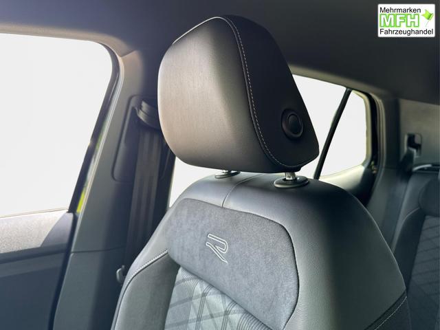 Volkswagen / T-Cross / / / / AHK+NAVI+MATRIX+SHZ+ACC+KAMERA+18'' ALU, Bei den verwendeten Bildern kann es sich um Beispielbilder handeln, ggf. teilweise mit Sonderausstattung.
