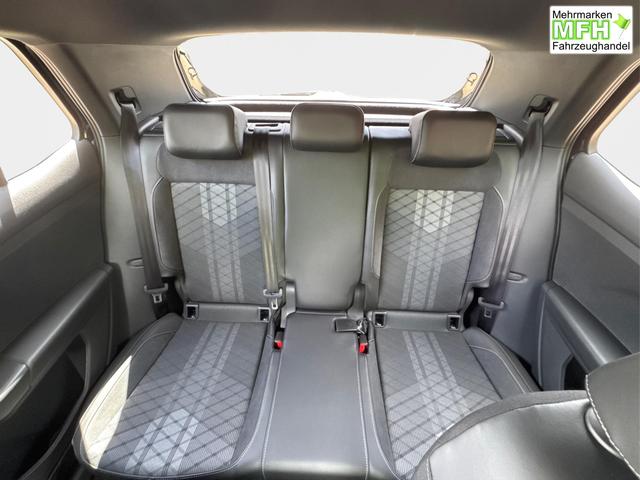 Volkswagen / T-Cross / / / / AHK+NAVI+MATRIX+SHZ+ACC+KAMERA+18'' ALU, Bei den verwendeten Bildern kann es sich um Beispielbilder handeln, ggf. teilweise mit Sonderausstattung.