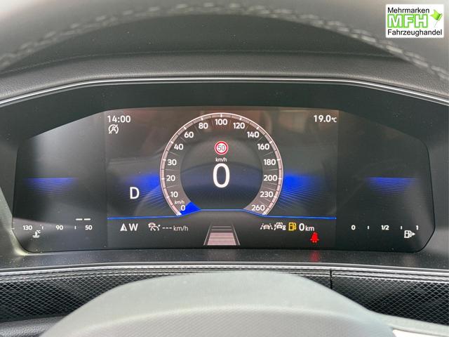 Volkswagen / T-Cross / / / / AHK+NAVI+MATRIX+SHZ+ACC+KAMERA+18'' ALU, Bei den verwendeten Bildern kann es sich um Beispielbilder handeln, ggf. teilweise mit Sonderausstattung.
