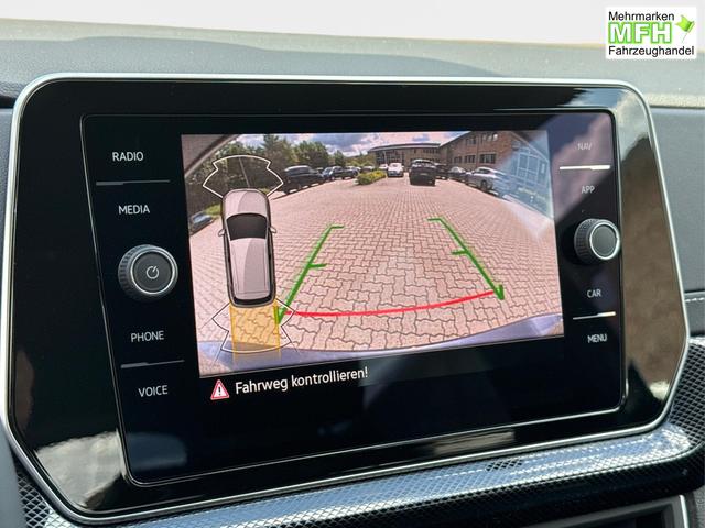 Volkswagen / T-Cross / / / / AHK+NAVI+MATRIX+SHZ+ACC+KAMERA+18'' ALU, Bei den verwendeten Bildern kann es sich um Beispielbilder handeln, ggf. teilweise mit Sonderausstattung.