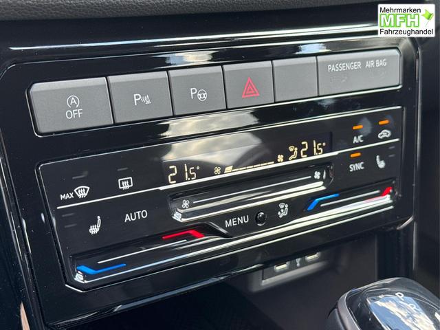 Volkswagen / T-Cross / / / / AHK+NAVI+MATRIX+SHZ+ACC+KAMERA+18'' ALU, Bei den verwendeten Bildern kann es sich um Beispielbilder handeln, ggf. teilweise mit Sonderausstattung.