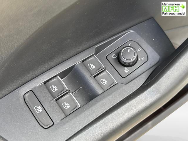 Volkswagen / T-Cross / / / / AHK+NAVI+MATRIX+SHZ+ACC+KAMERA+18'' ALU, Bei den verwendeten Bildern kann es sich um Beispielbilder handeln, ggf. teilweise mit Sonderausstattung.