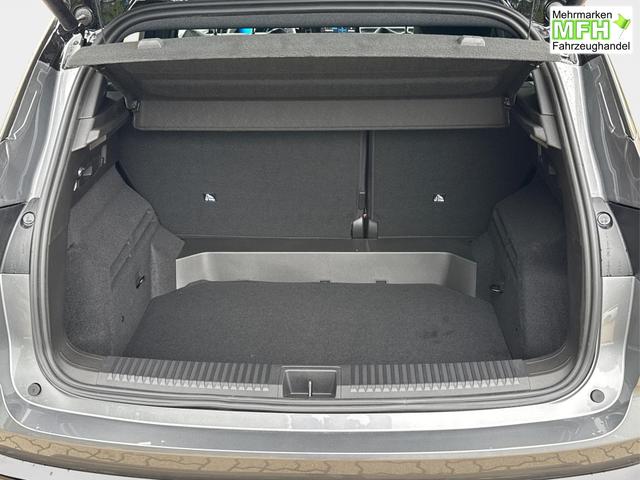 Renault / Austral / Grau / / / NAVI+LED+KAMERA+elektr.HECKKL.+19LM, Bei den verwendeten Bildern kann es sich um Beispielbilder handeln, ggf. teilweise mit Sonderausstattung.