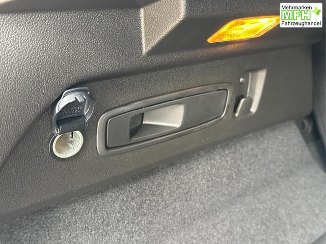 Renault / Austral / Grau / / / NAVI+LED+KAMERA+elektr.HECKKL.+19LM, Bei den verwendeten Bildern kann es sich um Beispielbilder handeln, ggf. teilweise mit Sonderausstattung.