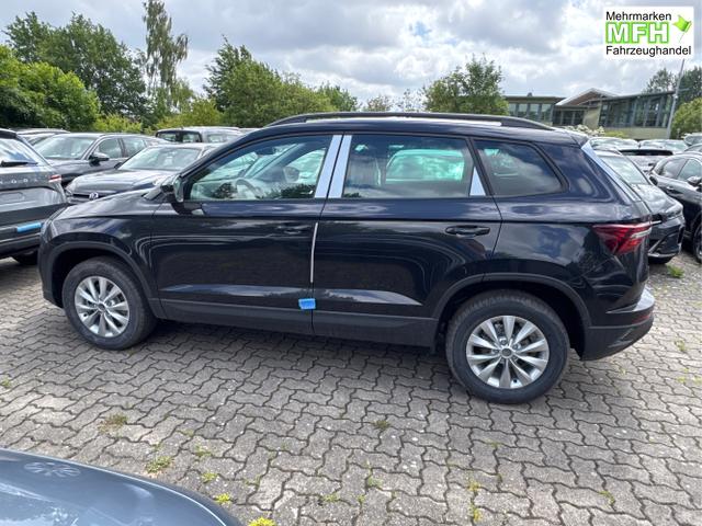 Skoda / Karoq / Schwarz / / / AHK+el.HECKKLAPPE+KAMERA+PDC+ACC, Bei den verwendeten Bildern kann es sich um Beispielbilder handeln, ggf. teilweise mit Sonderausstattung.