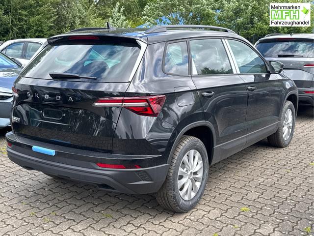 Skoda / Karoq / Schwarz / / / AHK+el.HECKKLAPPE+KAMERA+PDC+ACC, Bei den verwendeten Bildern kann es sich um Beispielbilder handeln, ggf. teilweise mit Sonderausstattung.