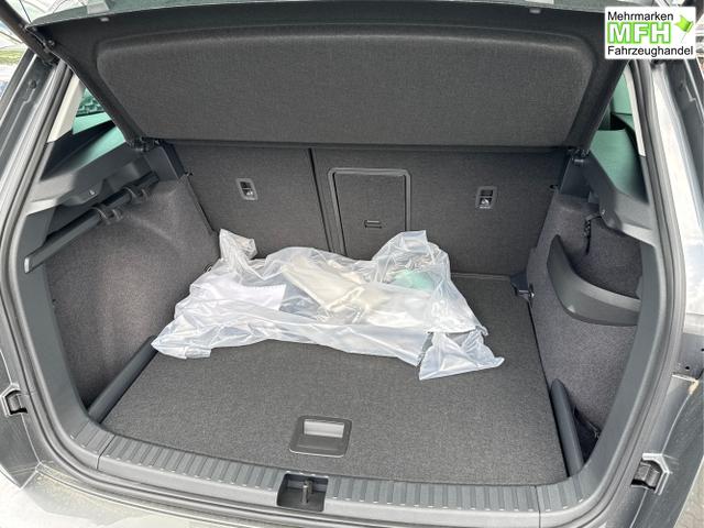 Skoda / Karoq / / / / AHK+el.HECKKLAPPE+KAMERA+PDC+ACC, Bei den verwendeten Bildern kann es sich um Beispielbilder handeln, ggf. teilweise mit Sonderausstattung.