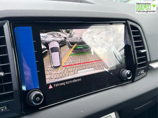 Skoda / Karoq / / / / AHK+el.HECKKLAPPE+KAMERA+PDC+ACC, Bei den verwendeten Bildern kann es sich um Beispielbilder handeln, ggf. teilweise mit Sonderausstattung.