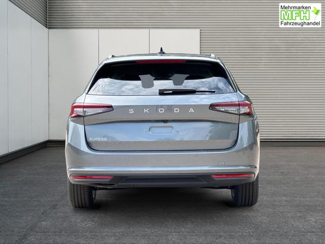 Skoda / Superb Combi / / / / DSG+ NAVI+AHK+EL. HECKKL.+KESSY+SHZ V+H, Bei den verwendeten Bildern kann es sich um Beispielbilder handeln, ggf. teilweise mit Sonderausstattung.