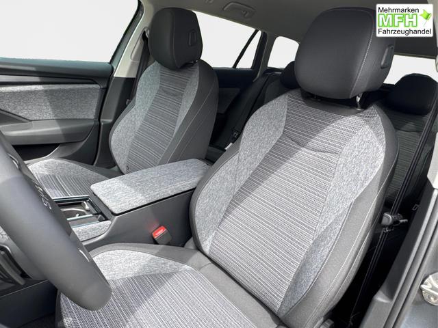 Skoda / Superb Combi / / / / DSG+ NAVI+AHK+EL. HECKKL.+KESSY+SHZ V+H, Bei den verwendeten Bildern kann es sich um Beispielbilder handeln, ggf. teilweise mit Sonderausstattung.