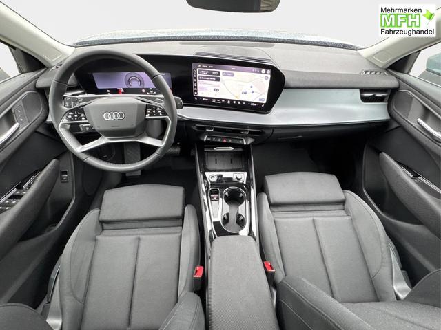Audi / Q3 Sportback / / / / MJ 2026+NAVI+KAMERA+PANO+AHK+PDC+EL. HECKKL.+LED+18 LM