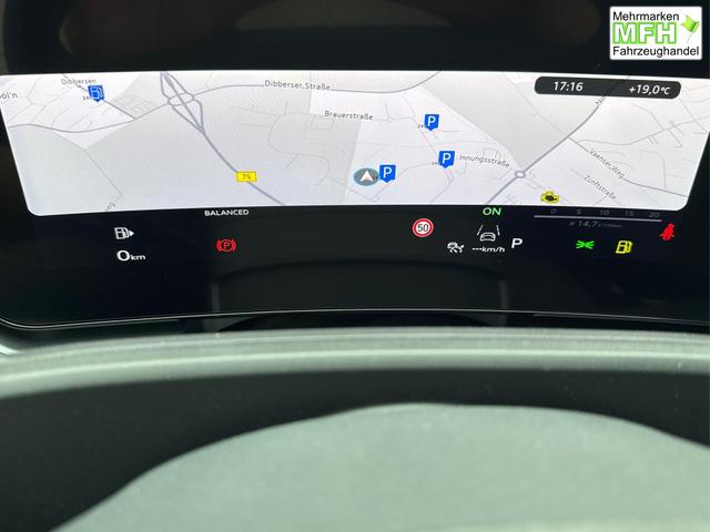 Audi / Q3 Sportback / / / / MJ 2026+NAVI+KAMERA+PANO+AHK+PDC+EL. HECKKL.+LED+18 LM