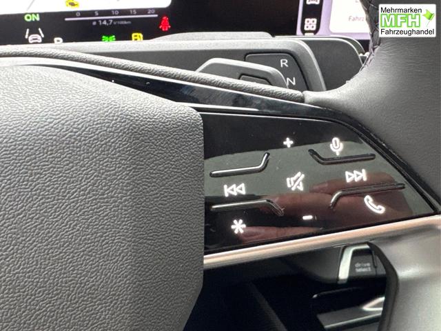 Audi / Q3 Sportback / / / / MJ 2026+NAVI+KAMERA+PANO+AHK+PDC+EL. HECKKL.+LED+18 LM