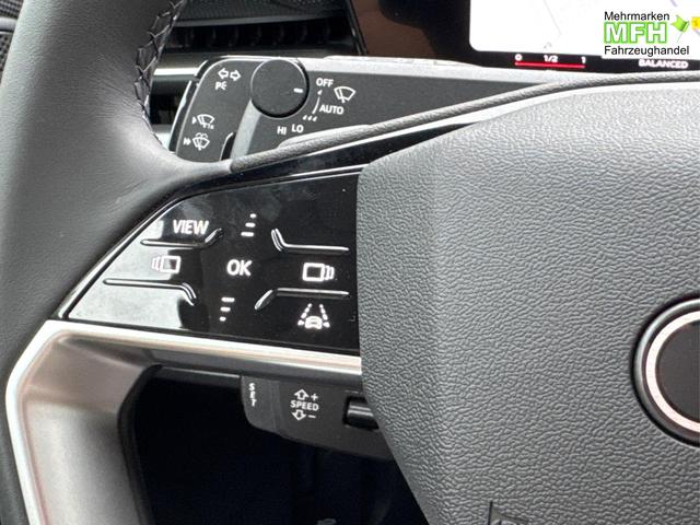 Audi / Q3 Sportback / / / / MJ 2026+NAVI+KAMERA+PANO+AHK+PDC+EL. HECKKL.+LED+18 LM
