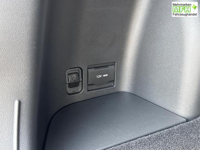 Hyundai / TUCSON / Grau / / / Hybrid NAVI+KAMERA+SHZ+LED+TEMPOMAT+17 ALU+PDC, Bei den verwendeten Bildern kann es sich um Beispielbilder handeln, ggf. teilweise mit Sonderausstattung.