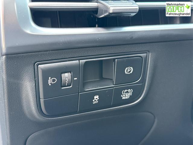 Hyundai / TUCSON / Grau / / / Hybrid NAVI+KAMERA+SHZ+LED+TEMPOMAT+17 ALU+PDC, Bei den verwendeten Bildern kann es sich um Beispielbilder handeln, ggf. teilweise mit Sonderausstattung.