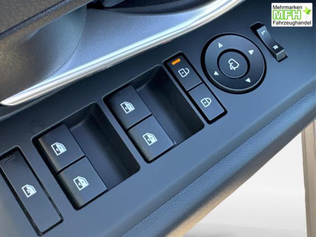 Hyundai / TUCSON / Schwarz / / / Hybrid NAVI+KAMERA+SHZ+LED+TEMPOMAT+17 ALU+PDC, Bei den verwendeten Bildern kann es sich um Beispielbilder handeln, ggf. teilweise mit Sonderausstattung.