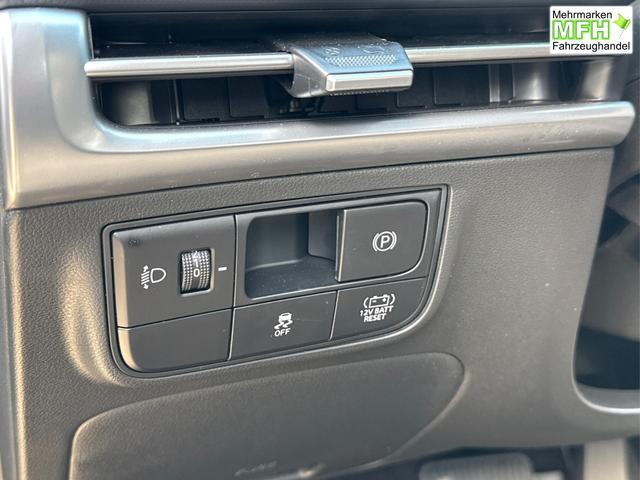 Hyundai / TUCSON / Schwarz / / / Hybrid NAVI+KAMERA+SHZ+LED+TEMPOMAT+17 ALU+PDC, Bei den verwendeten Bildern kann es sich um Beispielbilder handeln, ggf. teilweise mit Sonderausstattung.