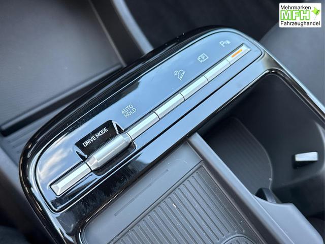 Hyundai / TUCSON / Schwarz / / / Hybrid NAVI+KAMERA+SHZ+LED+TEMPOMAT+17 ALU+PDC, Bei den verwendeten Bildern kann es sich um Beispielbilder handeln, ggf. teilweise mit Sonderausstattung.