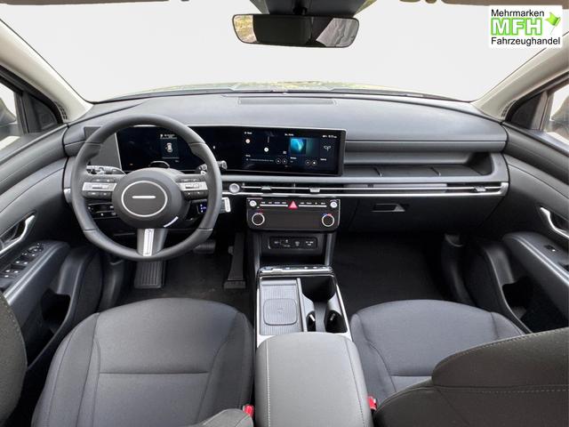 Hyundai / TUCSON / Silber / / / Hybrid NAVI+KAMERA+SHZ+LED+TEMPOMAT+17 ALU+PDC, Bei den verwendeten Bildern kann es sich um Beispielbilder handeln, ggf. teilweise mit Sonderausstattung.