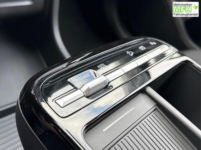 Hyundai / TUCSON / Silber / / / Hybrid NAVI+KAMERA+SHZ+LED+TEMPOMAT+17 ALU+PDC, Bei den verwendeten Bildern kann es sich um Beispielbilder handeln, ggf. teilweise mit Sonderausstattung.