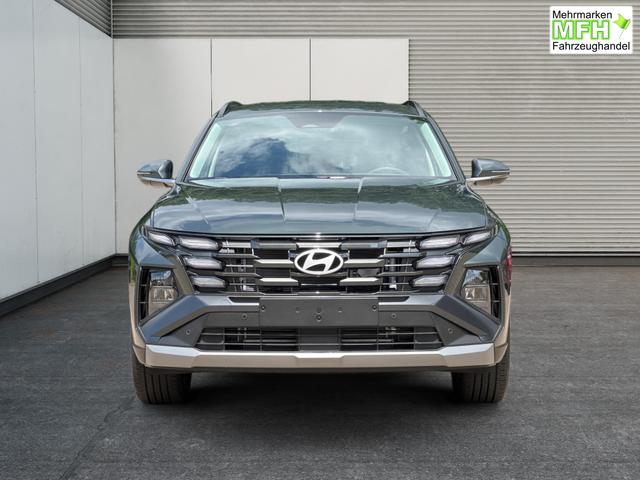 Hyundai / TUCSON / Gr&uuml;n / / / Hybrid NAVI+KAMERA+SHZ+LED+TEMPOMAT+17 ALU+PDC, Bei den verwendeten Bildern kann es sich um Beispielbilder handeln, ggf. teilweise mit Sonderausstattung.