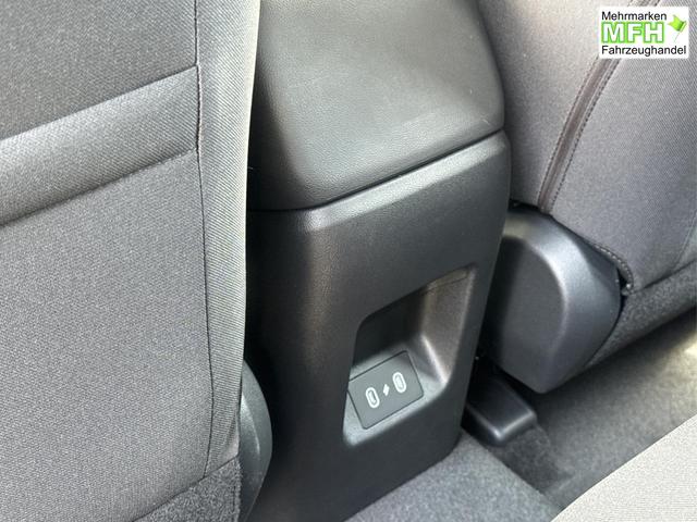 Hyundai / TUCSON / Gr&uuml;n / / / Hybrid NAVI+KAMERA+SHZ+LED+TEMPOMAT+17 ALU+PDC, Bei den verwendeten Bildern kann es sich um Beispielbilder handeln, ggf. teilweise mit Sonderausstattung.