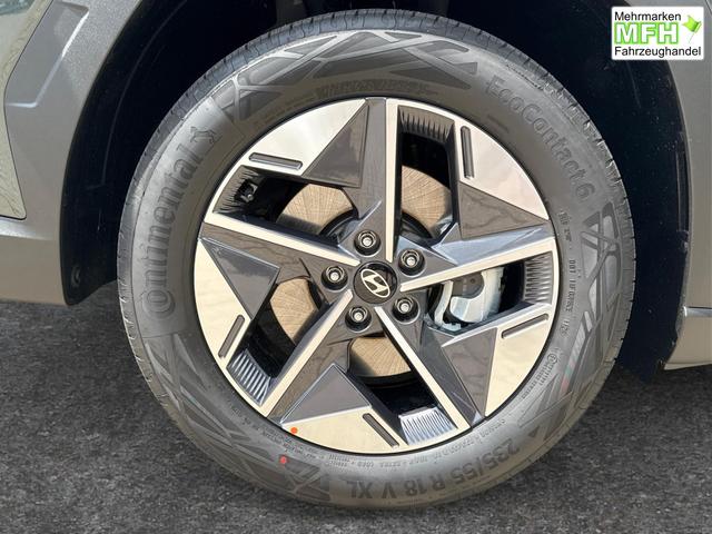 Hyundai / TUCSON / Gr&uuml;n / / / Hybrid NAVI+KAMERA+SHZ+LED+TEMPOMAT+17 ALU+PDC, Bei den verwendeten Bildern kann es sich um Beispielbilder handeln, ggf. teilweise mit Sonderausstattung.