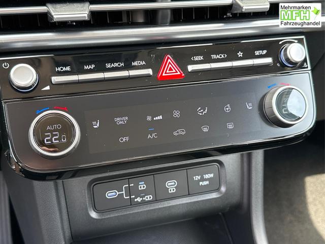 Hyundai / TUCSON / Gr&uuml;n / / / Hybrid NAVI+KAMERA+SHZ+LED+TEMPOMAT+17 ALU+PDC, Bei den verwendeten Bildern kann es sich um Beispielbilder handeln, ggf. teilweise mit Sonderausstattung.