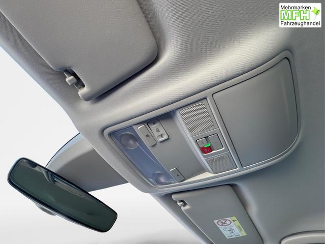 Skoda / Karoq / Silber / / / AHK+el.HECKKLAPPE+KAMERA+PDC+ACC, Bei den verwendeten Bildern kann es sich um Beispielbilder handeln, ggf. teilweise mit Sonderausstattung.
