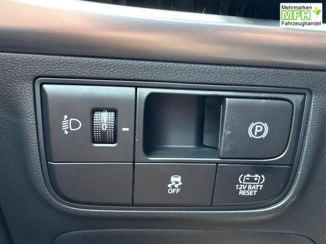 Hyundai / TUCSON / Wei&szlig; / / / Hybrid NAVI+KAMERA+SHZ+LED+TEMPOMAT+17 ALU+PDC, Bei den verwendeten Bildern kann es sich um Beispielbilder handeln, ggf. teilweise mit Sonderausstattung.