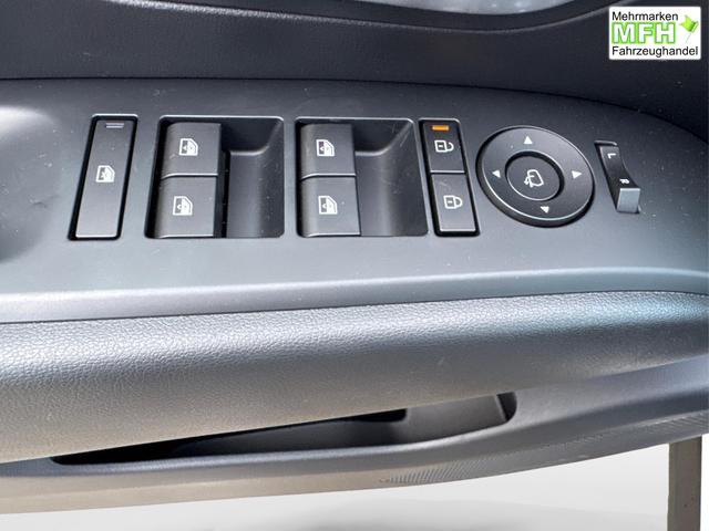 Hyundai / TUCSON / Wei&szlig; / / / Hybrid NAVI+KAMERA+SHZ+LED+TEMPOMAT+17 ALU+PDC, Bei den verwendeten Bildern kann es sich um Beispielbilder handeln, ggf. teilweise mit Sonderausstattung.