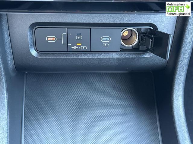 Hyundai / TUCSON / Grau / / / Hybrid NAVI+KAMERA+SHZ+LED+TEMPOMAT+17 ALU+PDC, Bei den verwendeten Bildern kann es sich um Beispielbilder handeln, ggf. teilweise mit Sonderausstattung.
