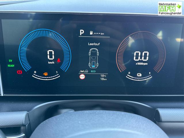 Hyundai / TUCSON / Grau / / / Hybrid NAVI+KAMERA+SHZ+LED+TEMPOMAT+17 ALU+PDC, Bei den verwendeten Bildern kann es sich um Beispielbilder handeln, ggf. teilweise mit Sonderausstattung.