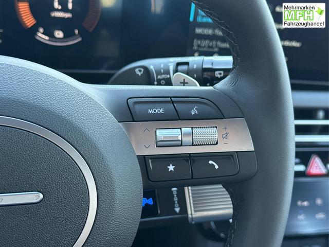 Hyundai / TUCSON / Grau / / / Hybrid NAVI+KAMERA+SHZ+LED+TEMPOMAT+17 ALU+PDC, Bei den verwendeten Bildern kann es sich um Beispielbilder handeln, ggf. teilweise mit Sonderausstattung.