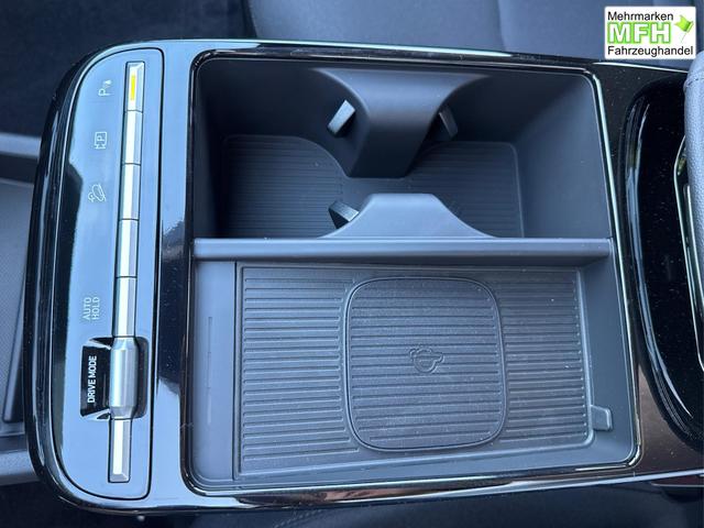 Hyundai / TUCSON / Grau / / / Hybrid NAVI+KAMERA+SHZ+LED+TEMPOMAT+17 ALU+PDC, Bei den verwendeten Bildern kann es sich um Beispielbilder handeln, ggf. teilweise mit Sonderausstattung.
