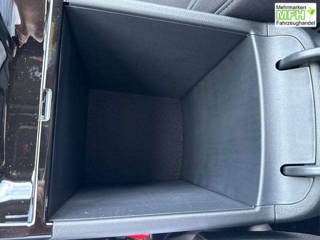 Hyundai / TUCSON / Wei&szlig; / / / Hybrid NAVI+KAMERA+SHZ+LED+TEMPOMAT+17 ALU+PDC, Bei den verwendeten Bildern kann es sich um Beispielbilder handeln, ggf. teilweise mit Sonderausstattung.