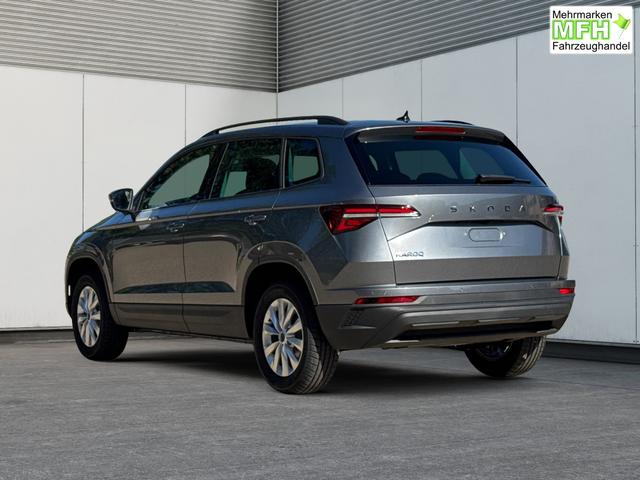 Skoda / Karoq / / / / AHK+el.HECKKLAPPE+KAMERA+PDC+ACC, Bei den verwendeten Bildern kann es sich um Beispielbilder handeln, ggf. teilweise mit Sonderausstattung.