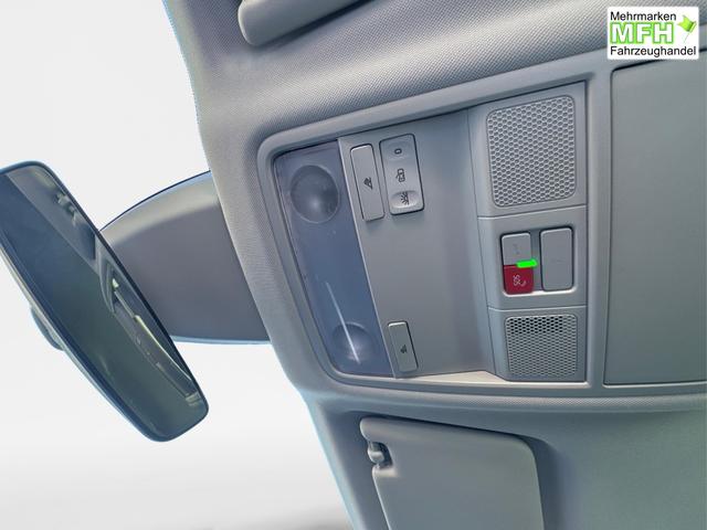 Skoda / Karoq / / / / AHK+el.HECKKLAPPE+KAMERA+PDC+ACC, Bei den verwendeten Bildern kann es sich um Beispielbilder handeln, ggf. teilweise mit Sonderausstattung.