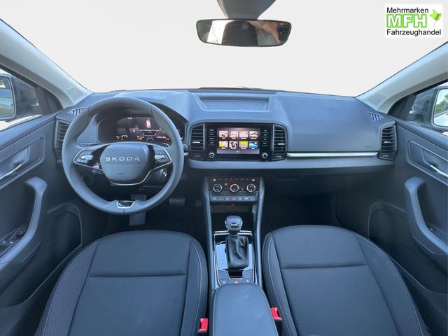 Skoda / Karoq / / / / AHK+el.HECKKLAPPE+KAMERA+PDC+ACC, Bei den verwendeten Bildern kann es sich um Beispielbilder handeln, ggf. teilweise mit Sonderausstattung.