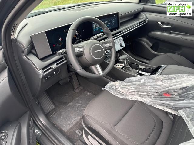 Hyundai / TUCSON / Gr&uuml;n / / / NAVI+KAMERA+SHZ+LED+TEMPOMAT+17 ALU+PDC, Bei den verwendeten Bildern kann es sich um Beispielbilder handeln, ggf. teilweise mit Sonderausstattung.