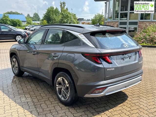 Hyundai / TUCSON / Grau / / / NAVI+KAMERA+SHZ+LED+TEMPOMAT+17 ALU+PDC, Bei den verwendeten Bildern kann es sich um Beispielbilder handeln, ggf. teilweise mit Sonderausstattung.