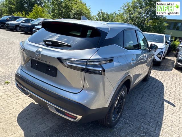 Nissan / Qashqai / Silber / / / KAMERA+ACC+PDC+EL.HECKKL.+SHZ+LED , Bei den verwendeten Bildern kann es sich um Beispielbilder handeln, ggf. teilweise mit Sonderausstattung.
