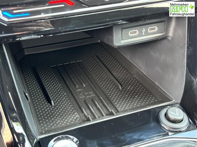 Volkswagen / T-Cross / Grau / / / MATRIX+SHZ+KAMERA+ACC+18'' ALU+KESSY+APP