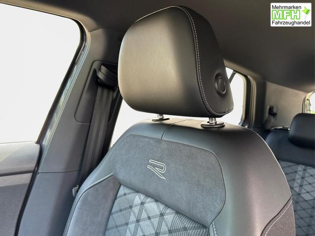 Volkswagen / T-Cross / Grau / / / MATRIX+SHZ+KAMERA+ACC+18'' ALU+KESSY+APP